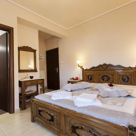 Konukevi Greco Koropi